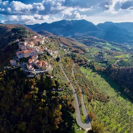 アルベルゴ ディフーゾ ソット レ ステッレ 3*